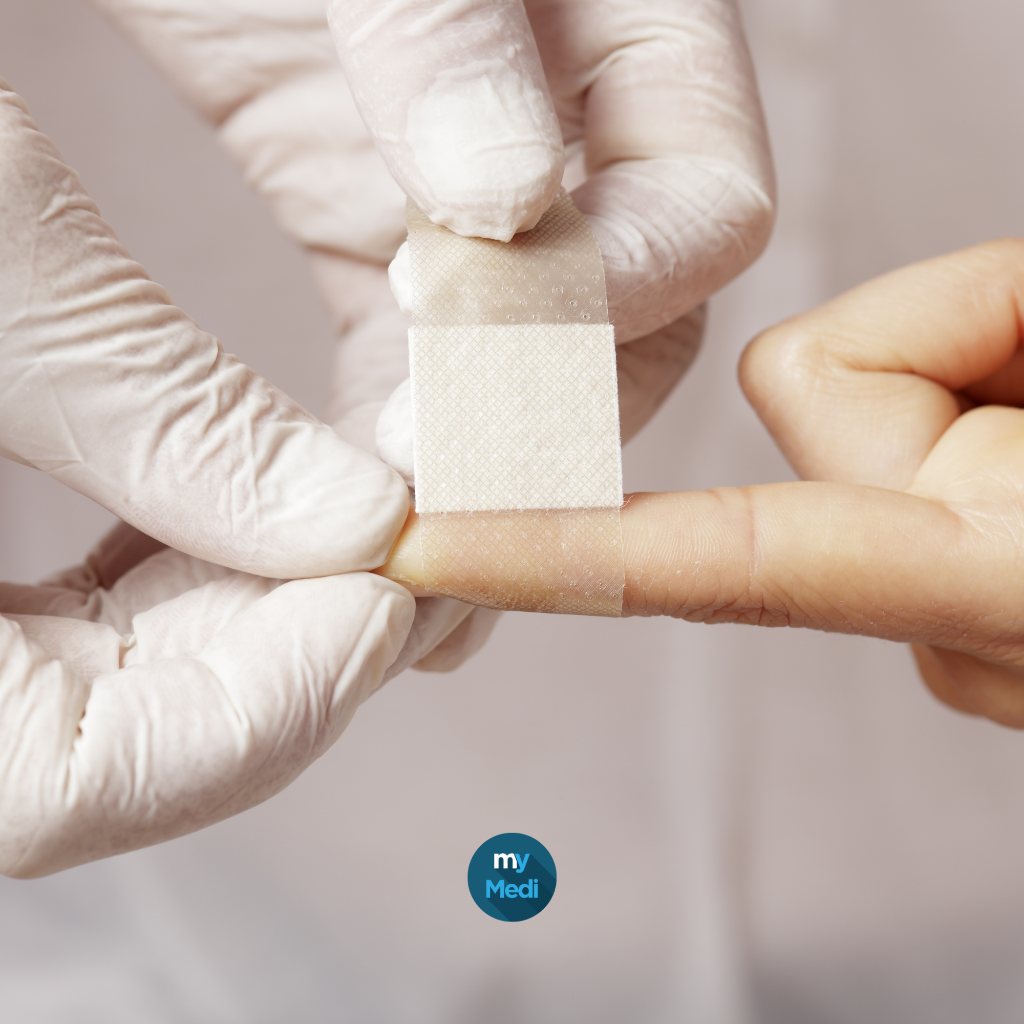 Pansements transparents adhésifs stériles