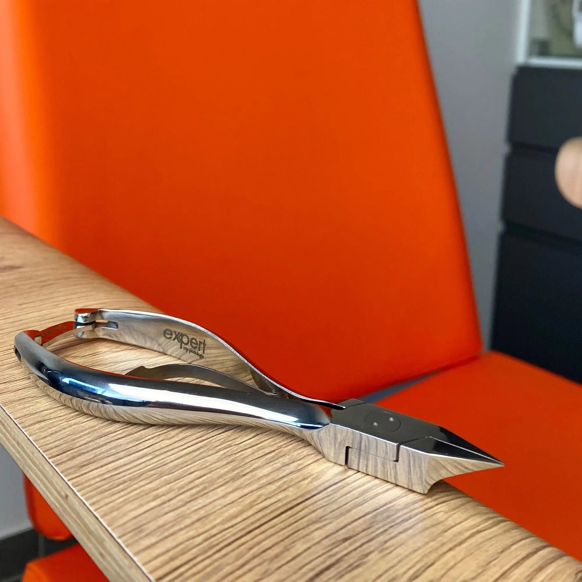 Pince à ongles - Coupe droite - 20 mm - Mors plats et fins - Inox - Expert by My Podologie - My Médical