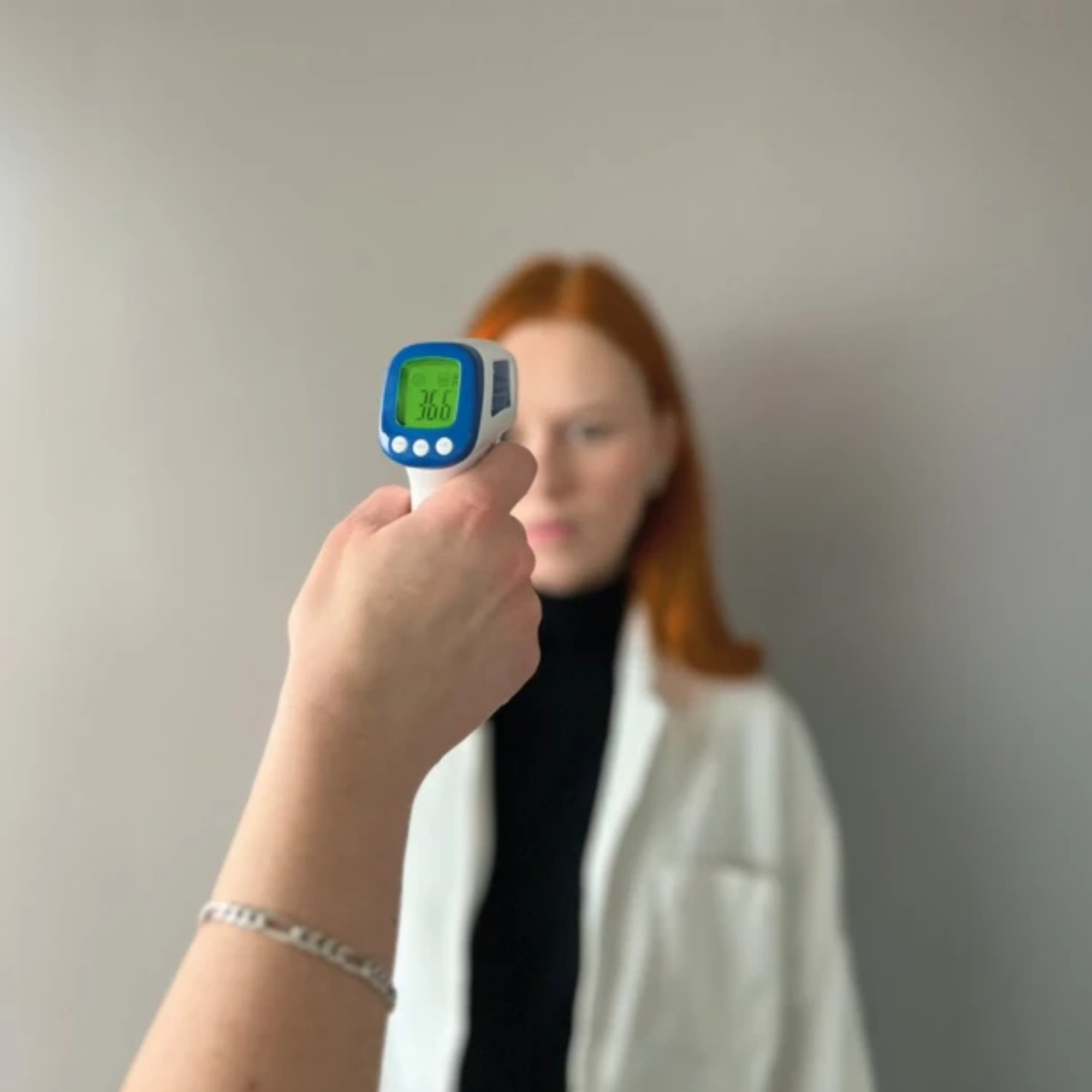 Thermomètre infrarouge sans contact - Joleti